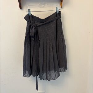 Ann Taylor Gray Chiffon Overlay Skirt Size 4 Tie Waist Flowy